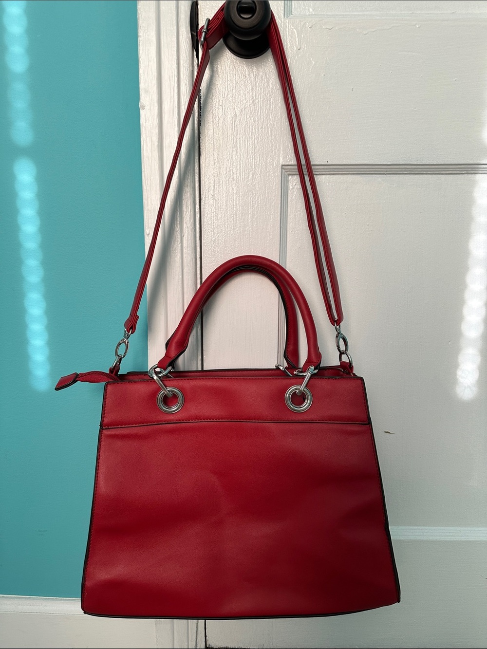 Red Structured Women’s Handbag - Classic Top-Handle & Crossbody
